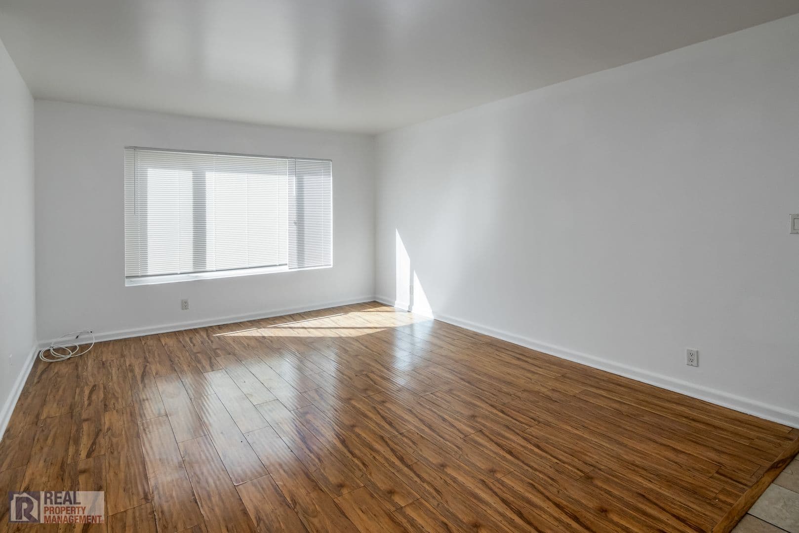 Winnetka Condo: 20327 Saticoy st unit 205