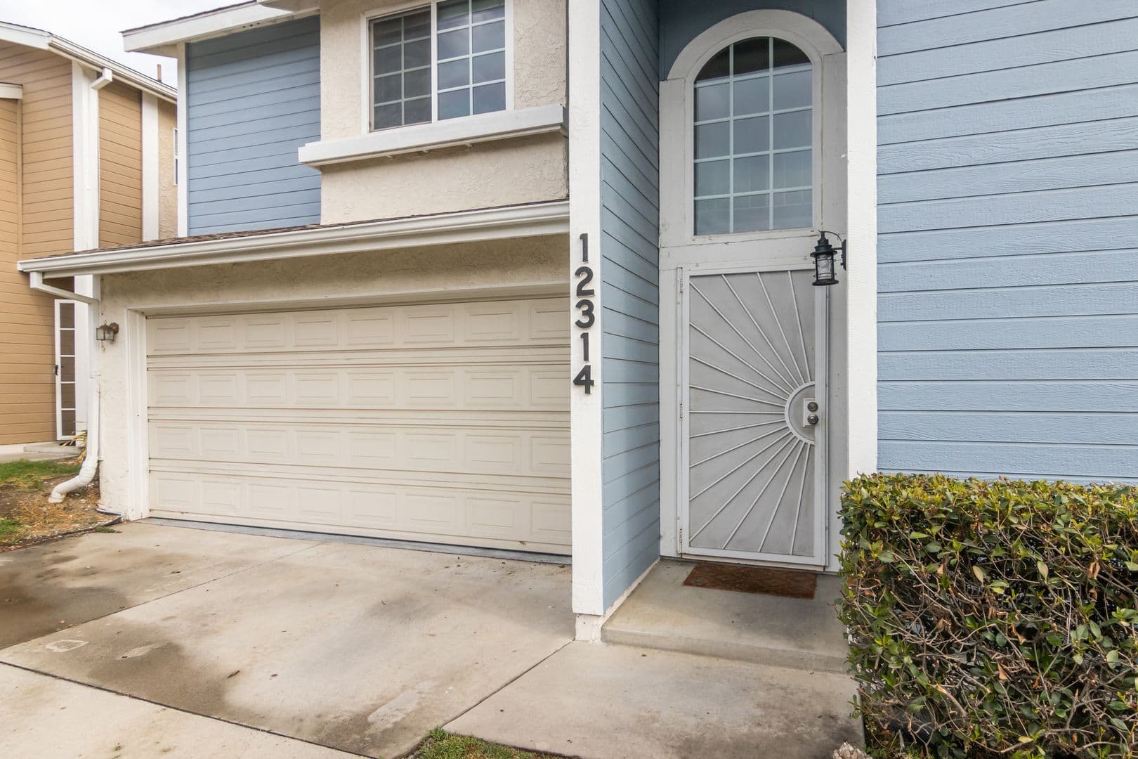 Panorama City House: 12314 Willow Way