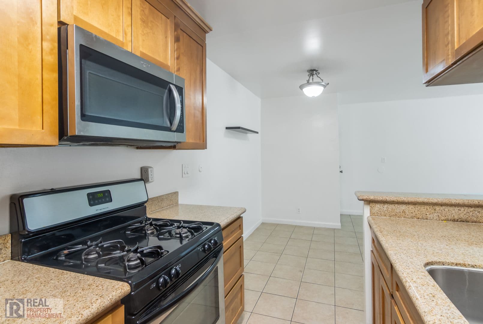 Winnetka Condo: 20327 Saticoy st unit 203