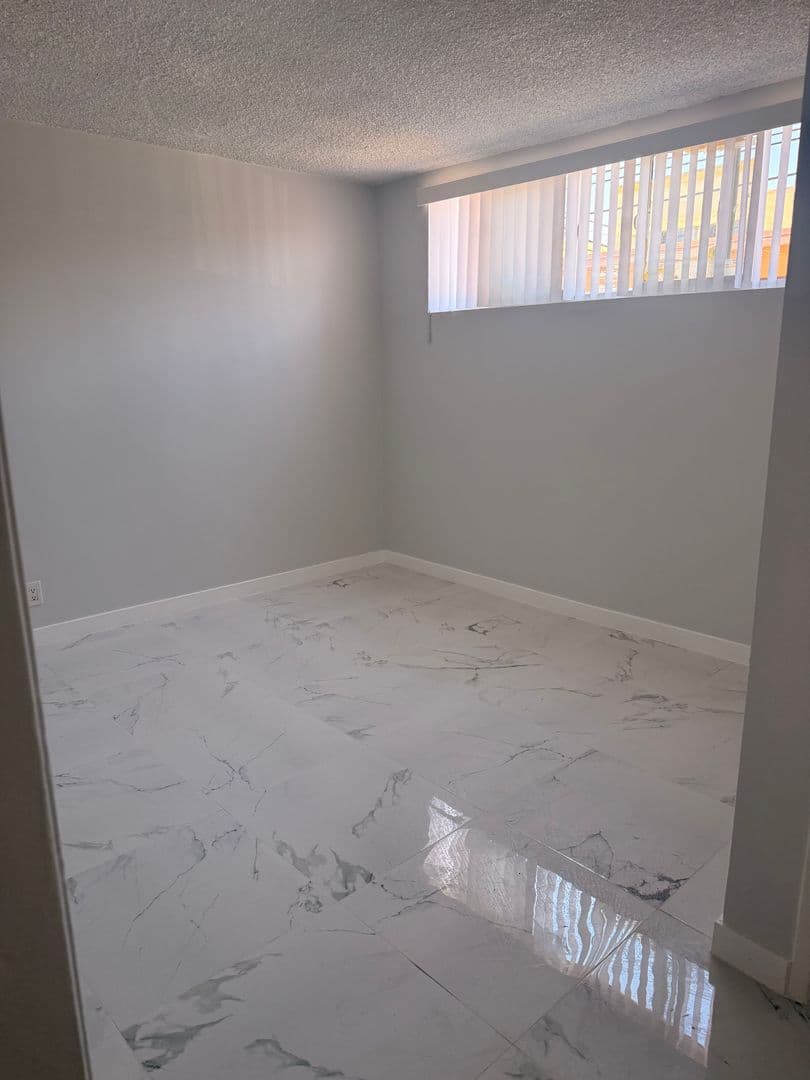Panorama City Condo: 14751 Titus St. unit 16