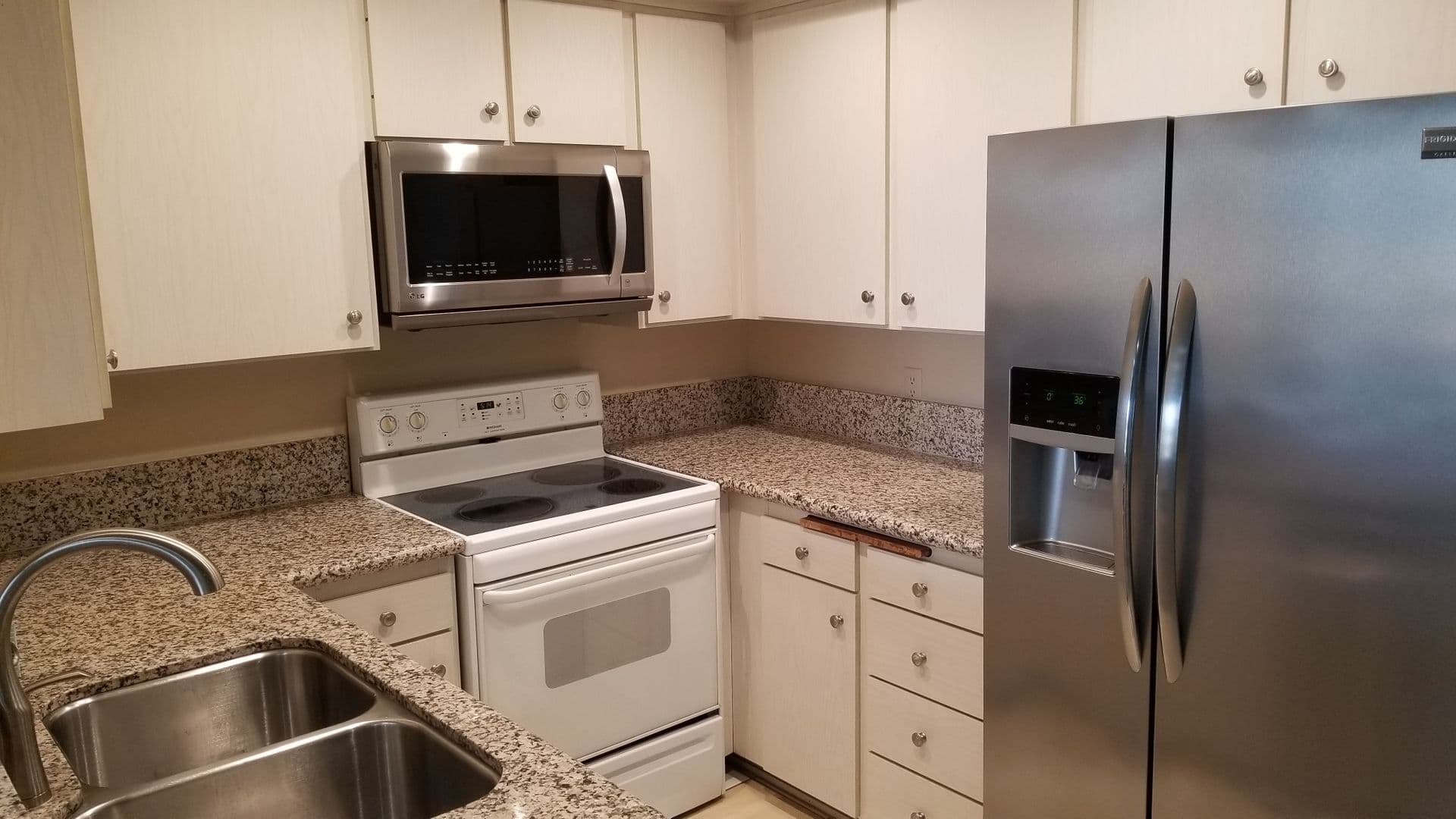 Valley Village House: 12720 Burbank Blvd