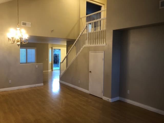 Fontana House: 14051 Catalina Ct