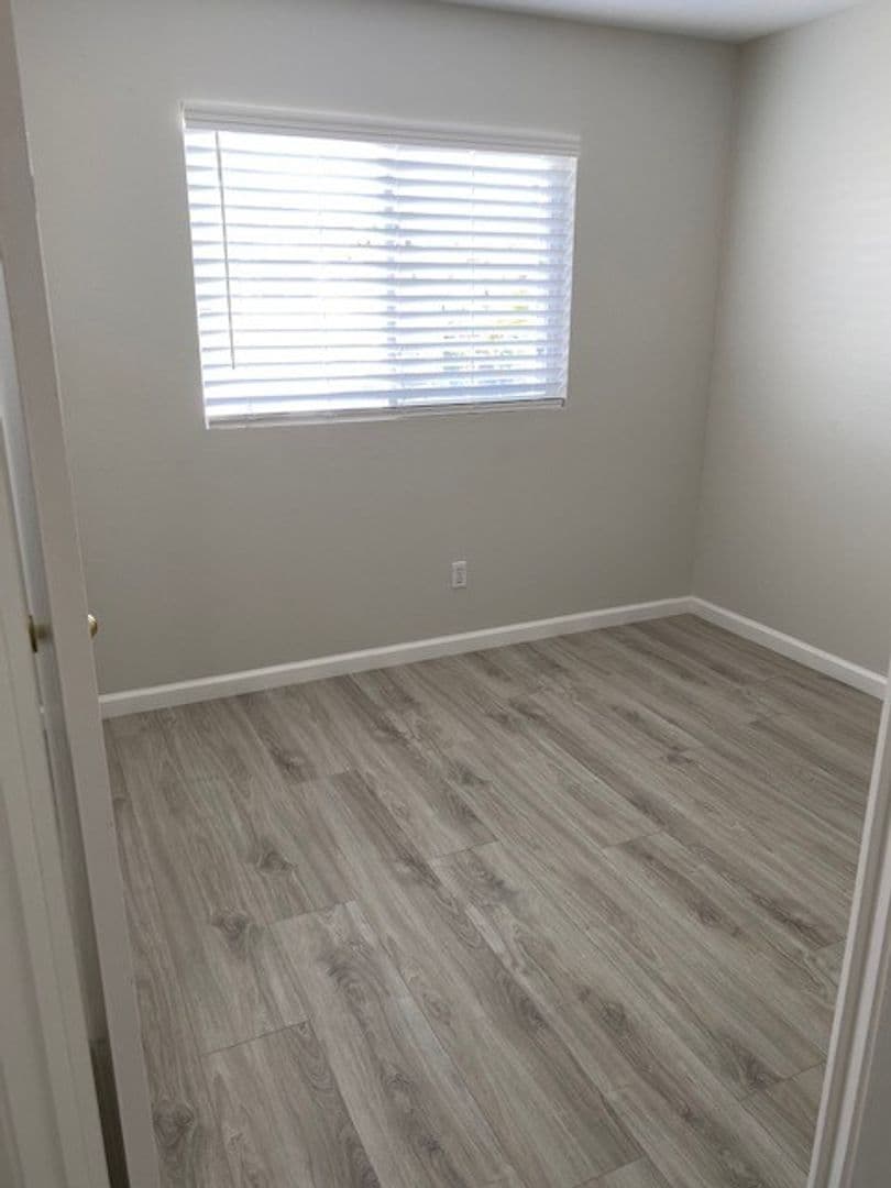 Corona House: 2616 Galisteo St