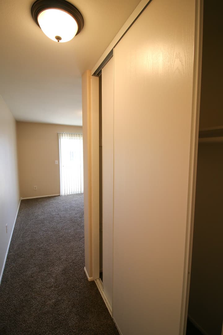Perris Apartment: 342 Wilkerson Ave - #202