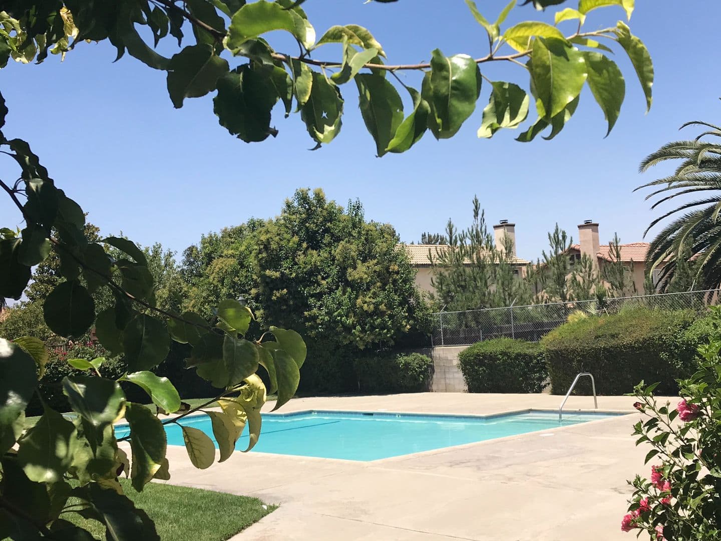 Riverside House: 1041 Clark St