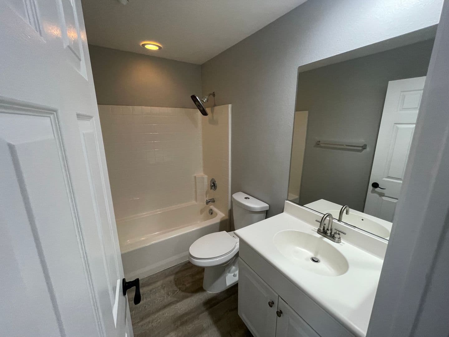 Murrieta House: 33810 Willow Haven Ln #102