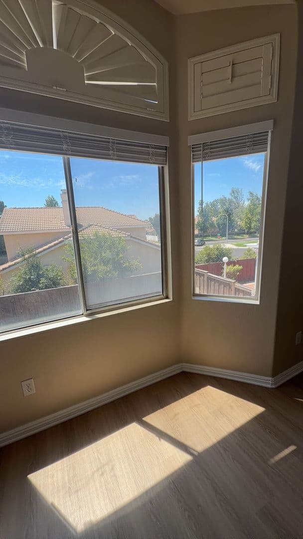 Fontana House: 14051 Catalina Ct