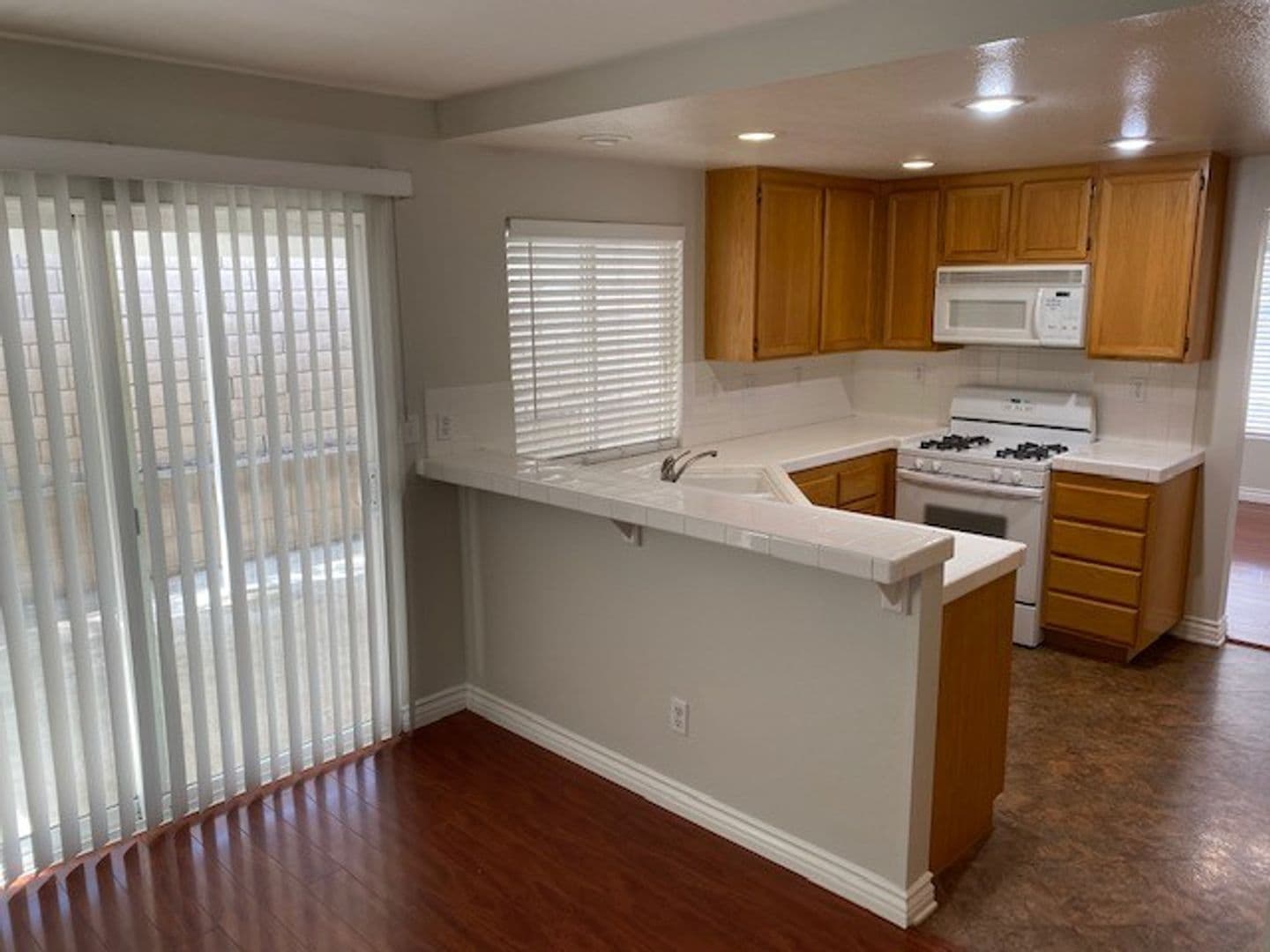 Corona House: 2616 Galisteo St