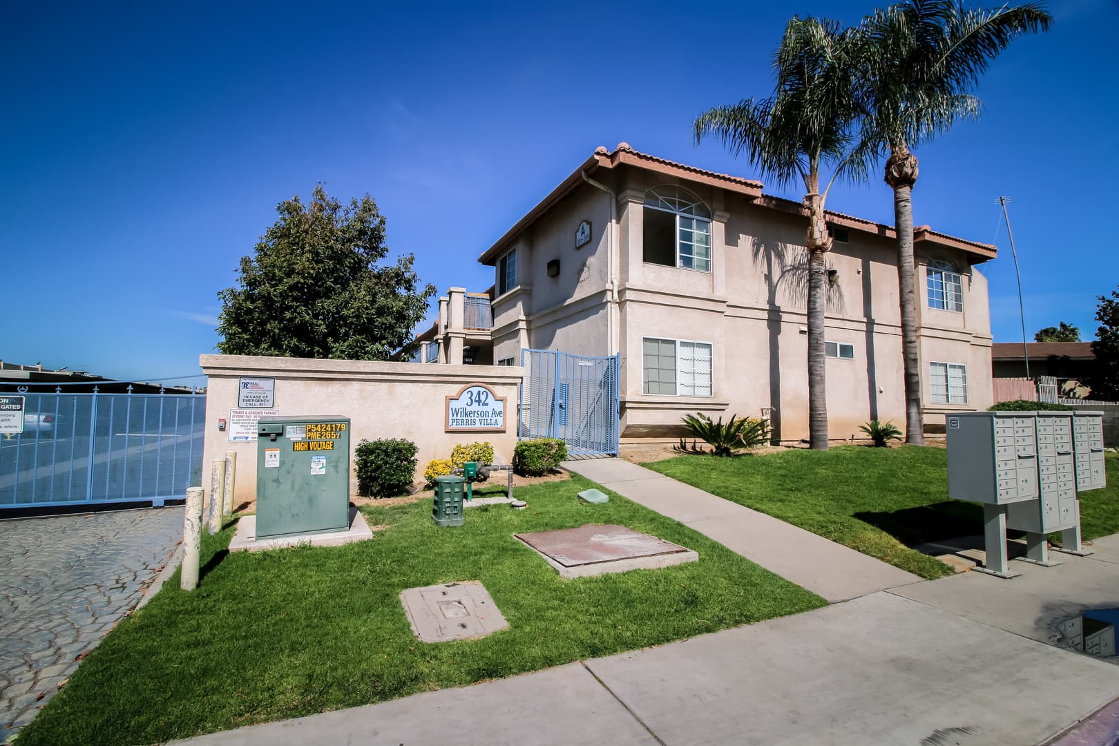Perris Apartment: 342 Wilkerson Ave - #202