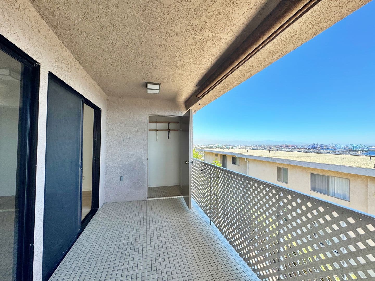 San Pedro House: 3500 S Peck Ave