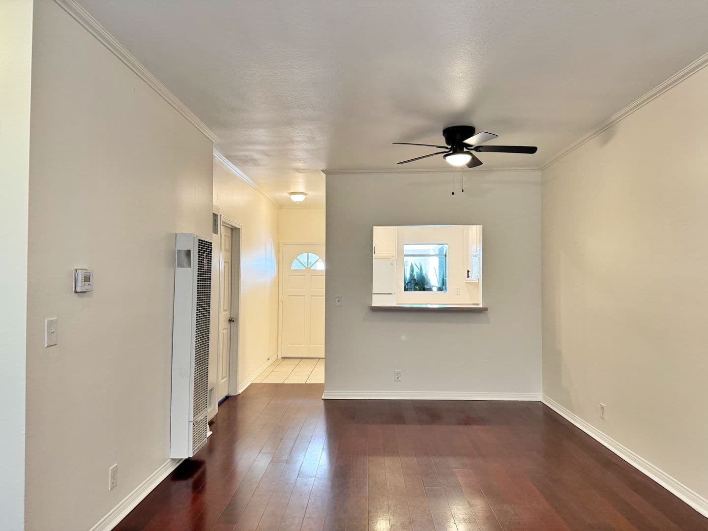 Long Beach House: 1145 Roswell Ave