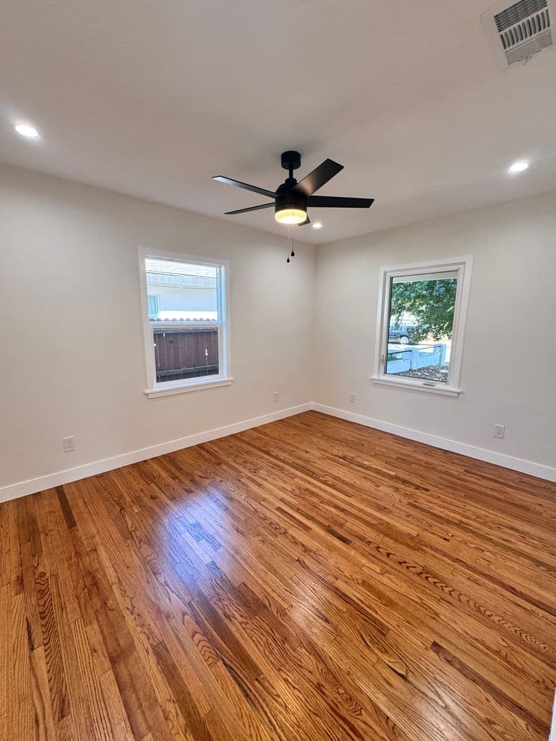 Montebello House: 1317 S Montebello Blvd