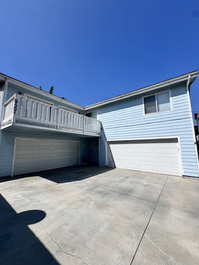 Long Beach House: 927 Freeman Ave