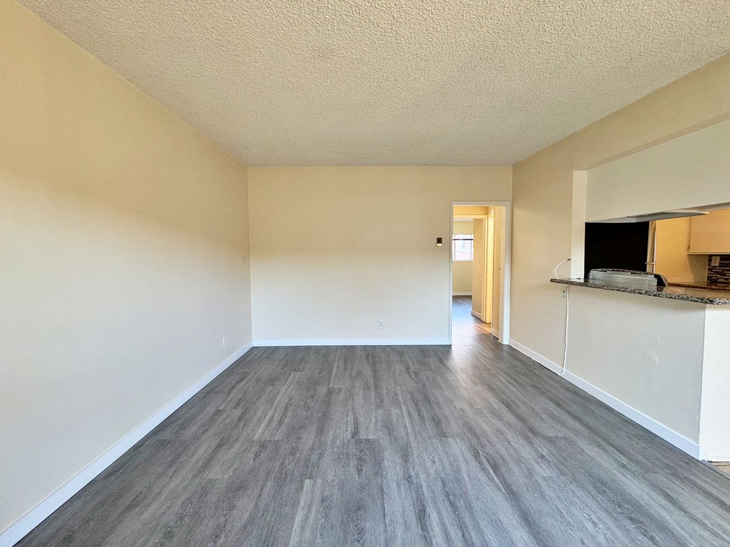 Long Beach Apartment: 1740 Freeman Ave.