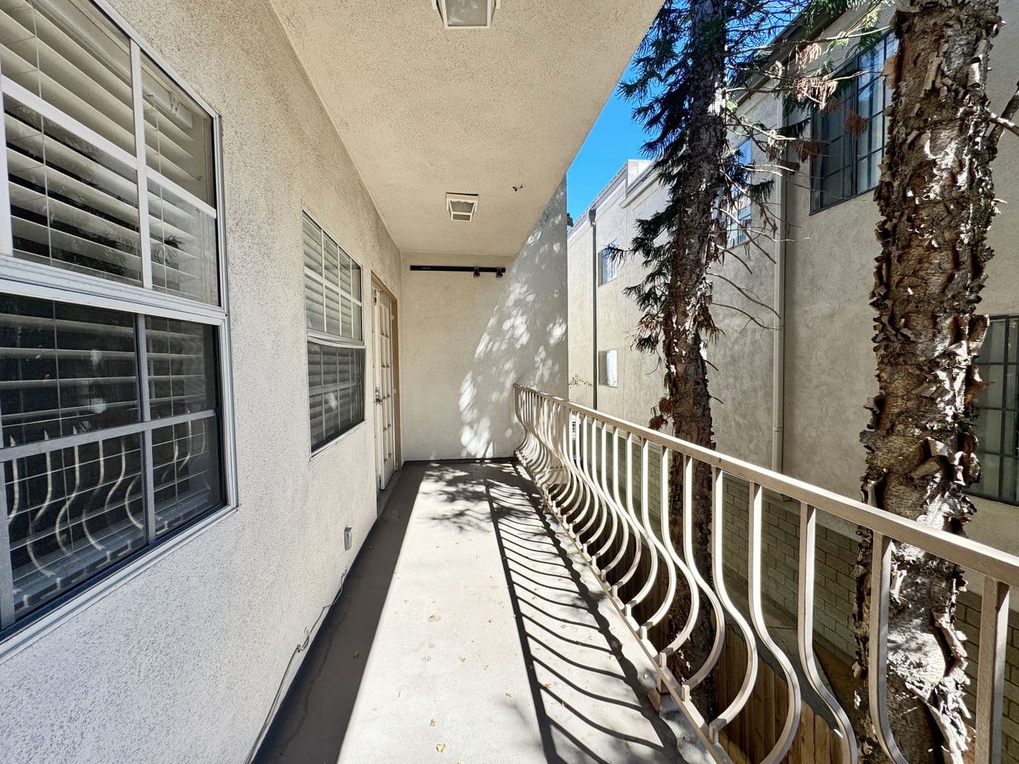 Long Beach House: 1145 Roswell Ave