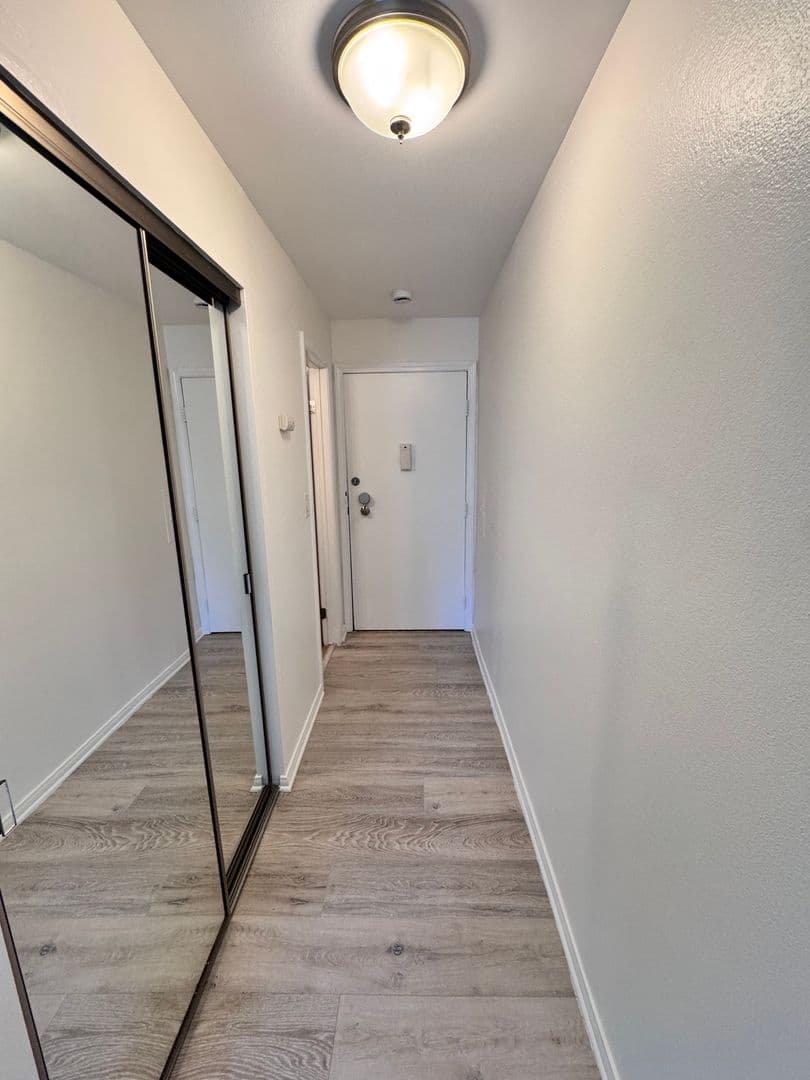 Long Beach House: 5585 E. Pacific Coast Highway