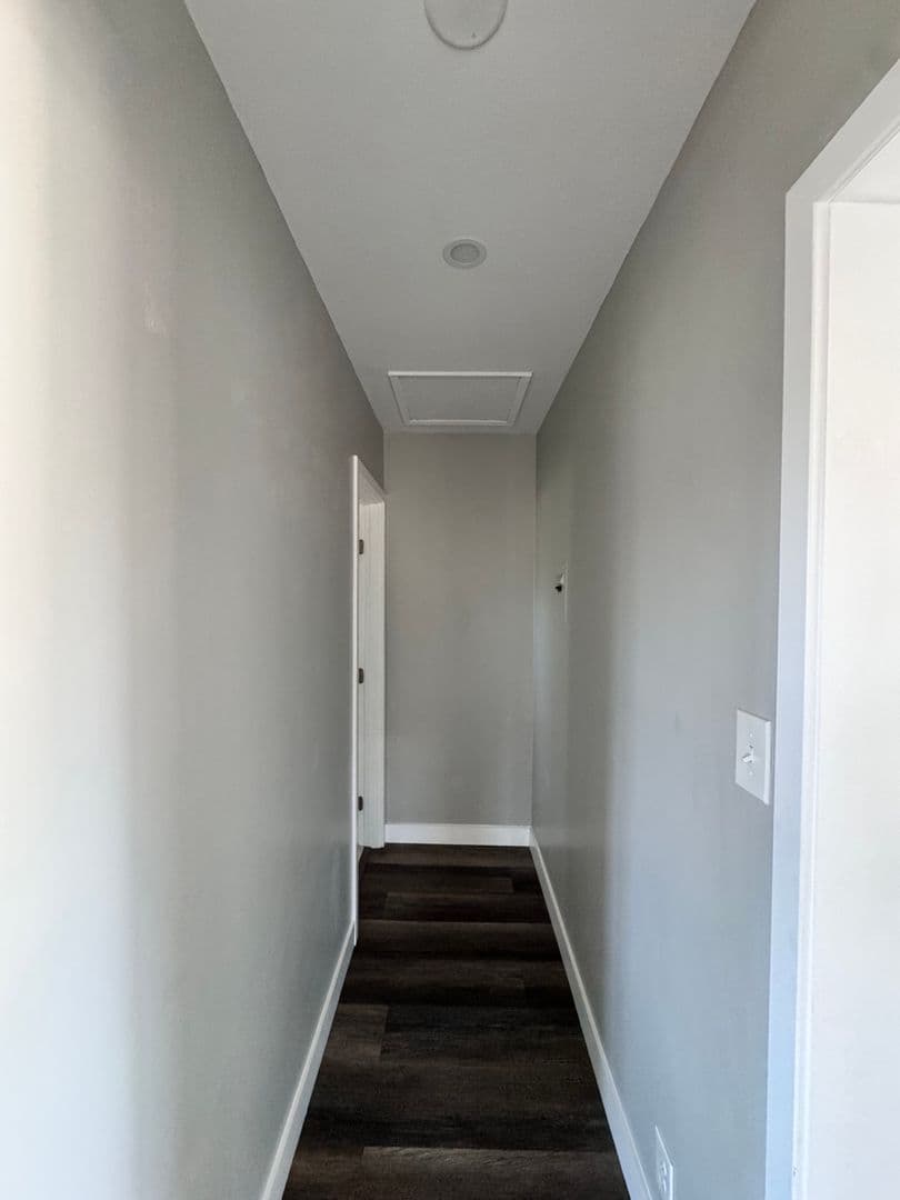 South Gate Apartment: 3048 Iowa ave