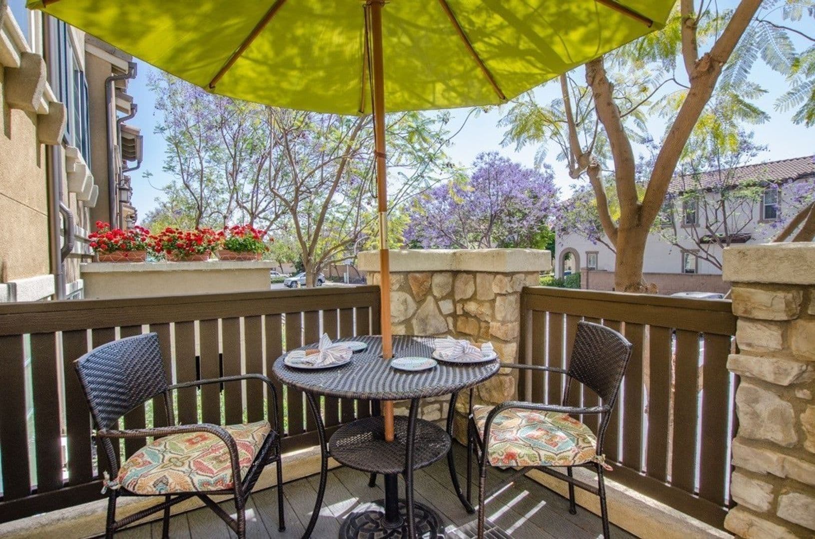 Santee House: 10142 Little Leaf Ln