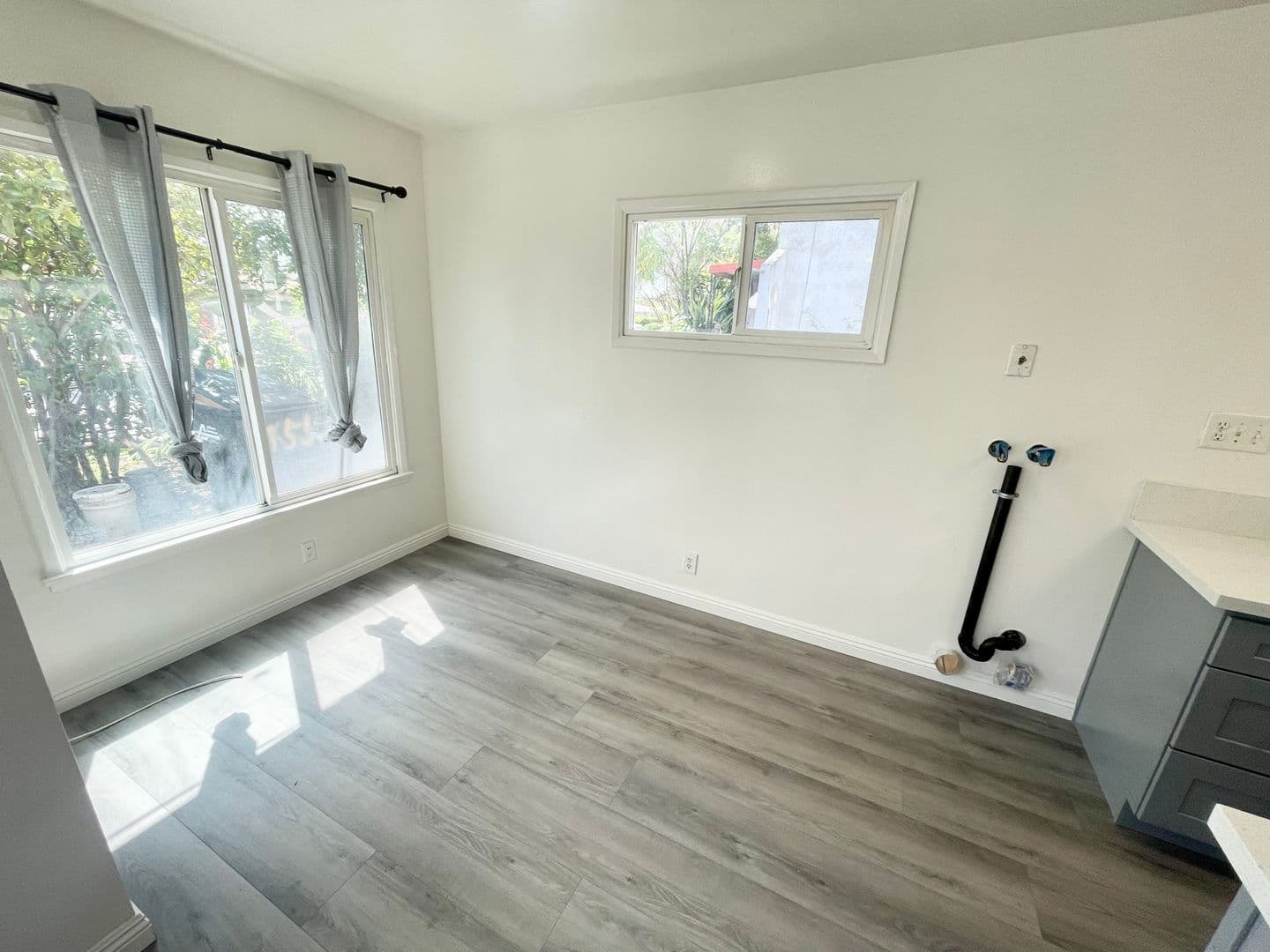 San Gabriel Apartment: 155 W Norwood Pl