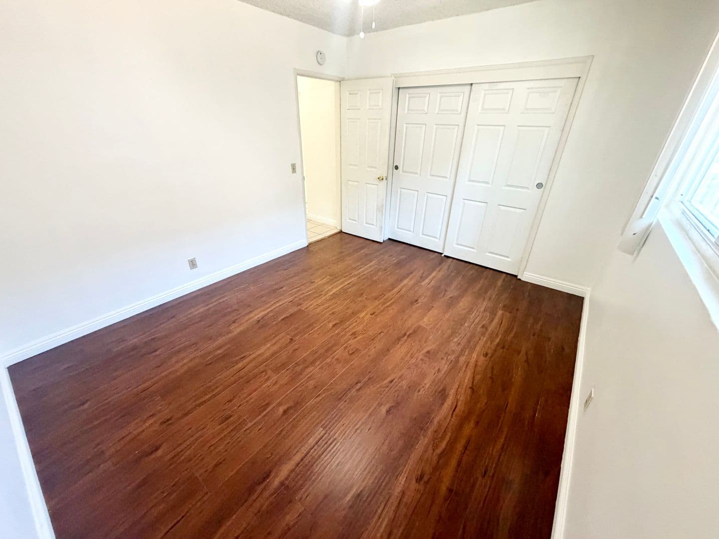 Monrovia Apartment: 860-864 W. Colorado Blvd.