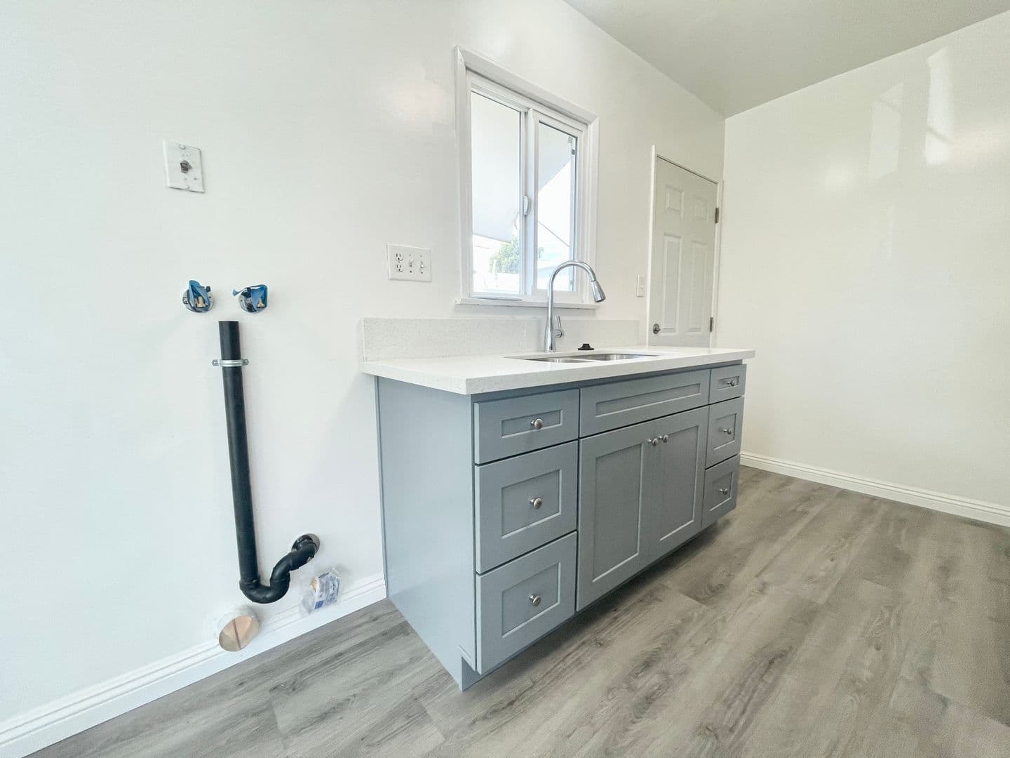 San Gabriel Apartment: 155 W Norwood Pl