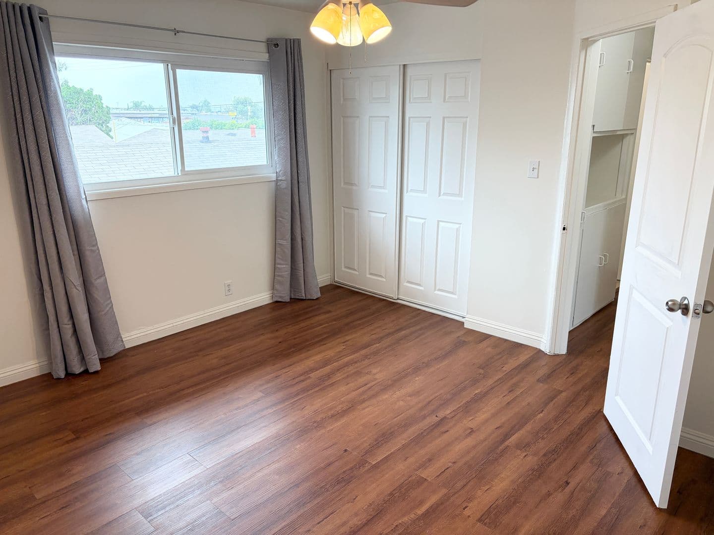 La Puente Apartment: 15501 Loukelton St