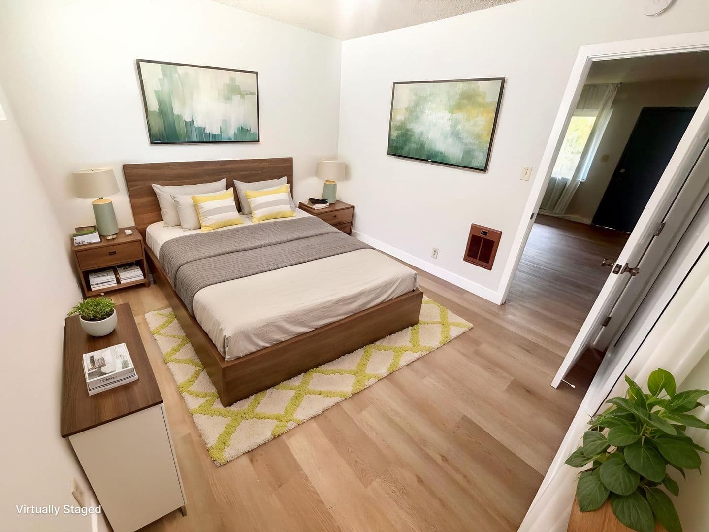 Alhambra Apartment: 109-111 N Marguerita Ave