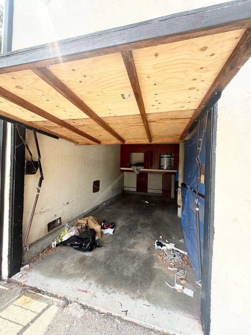 Alhambra Apartment: 109-111 N Marguerita Ave