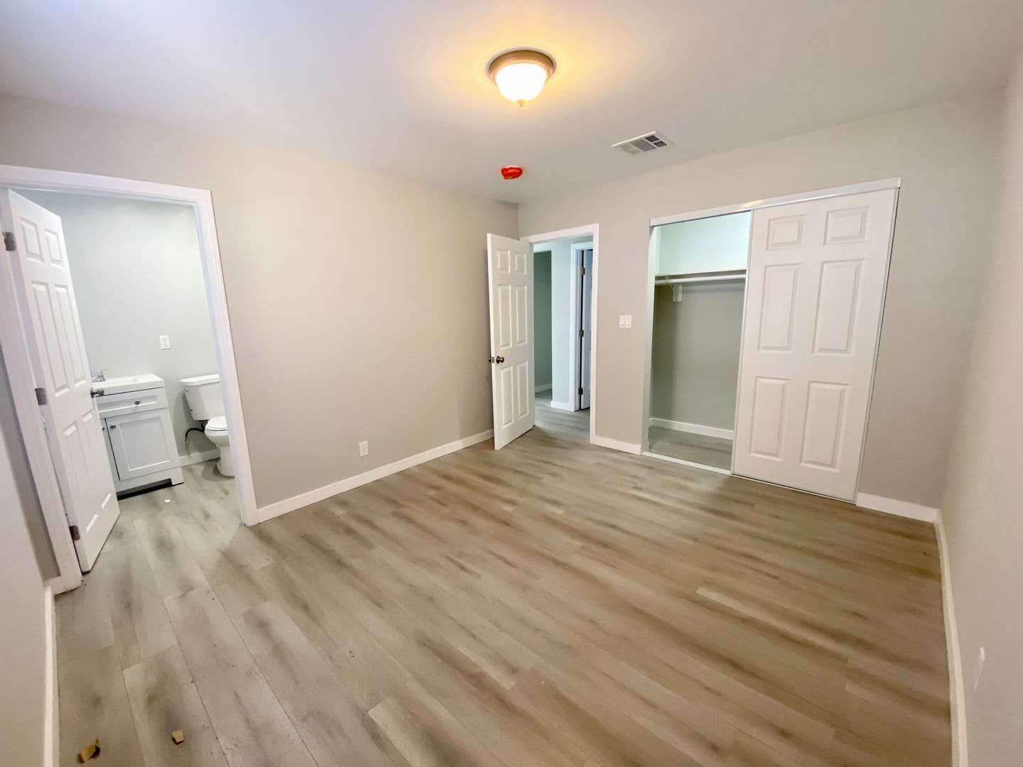 Pomona Apartment: 748 Hawthorne Pl