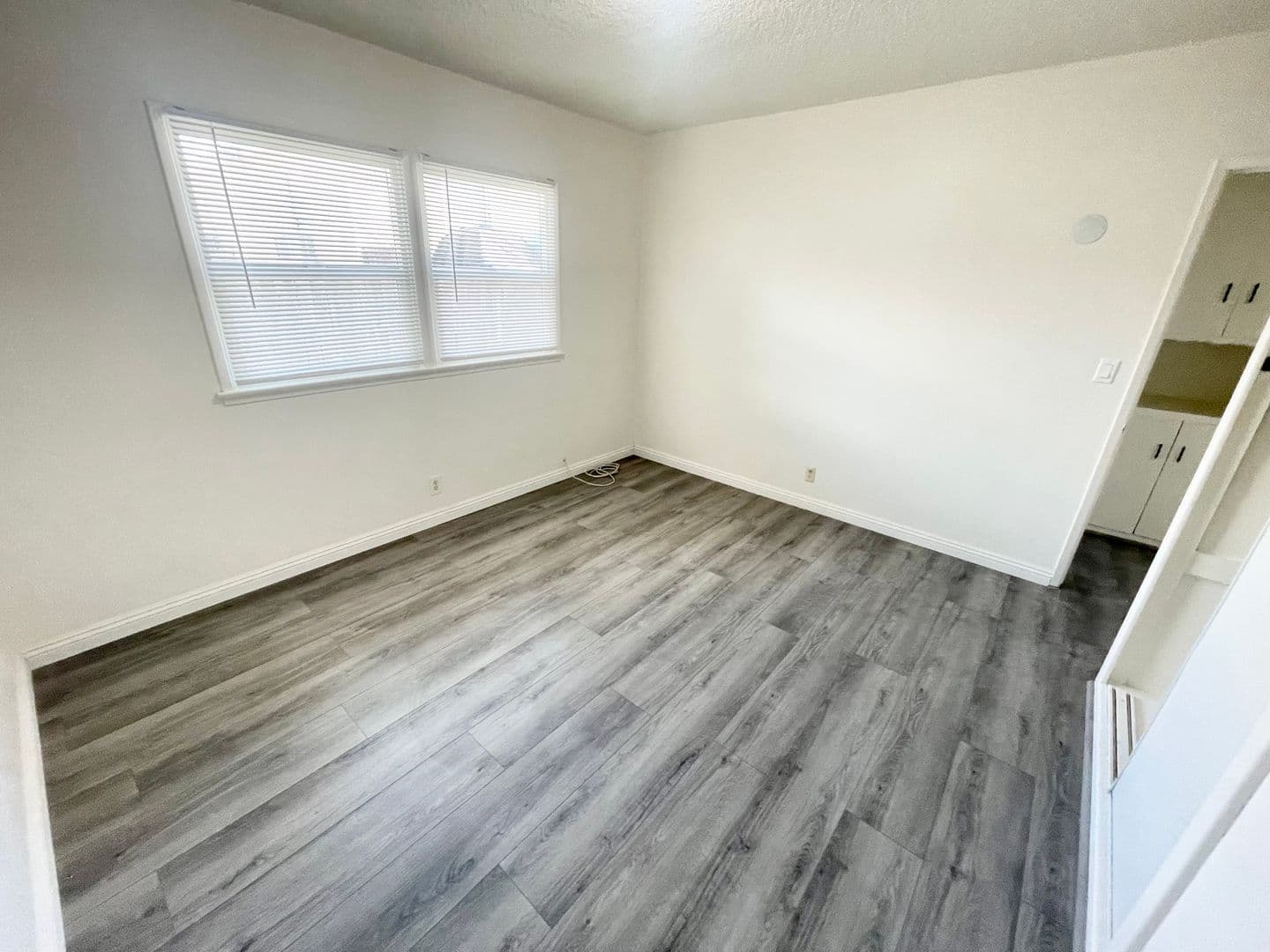 San Gabriel Apartment: 155 W Norwood Pl
