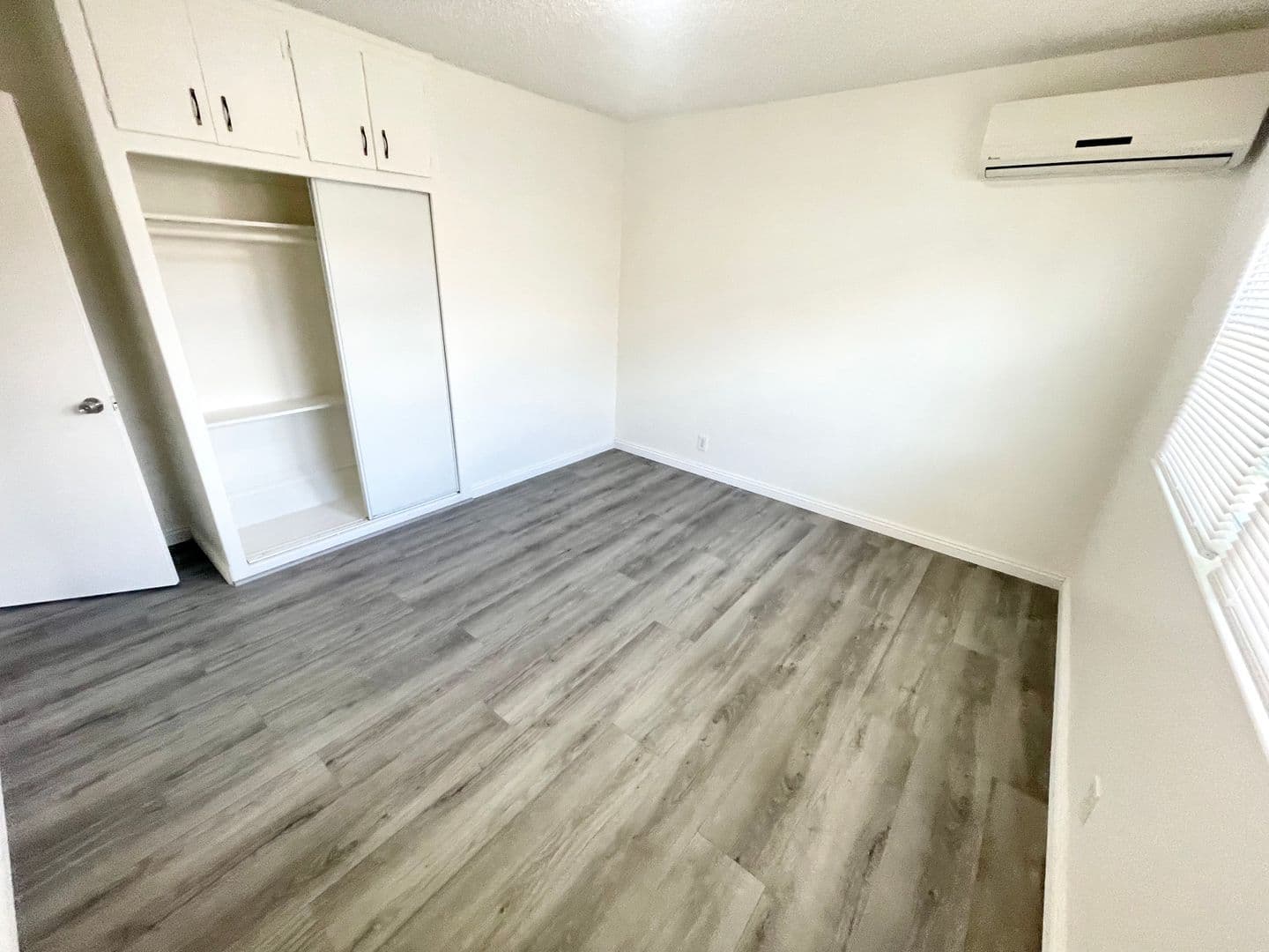 San Gabriel Apartment: 155 W Norwood Pl
