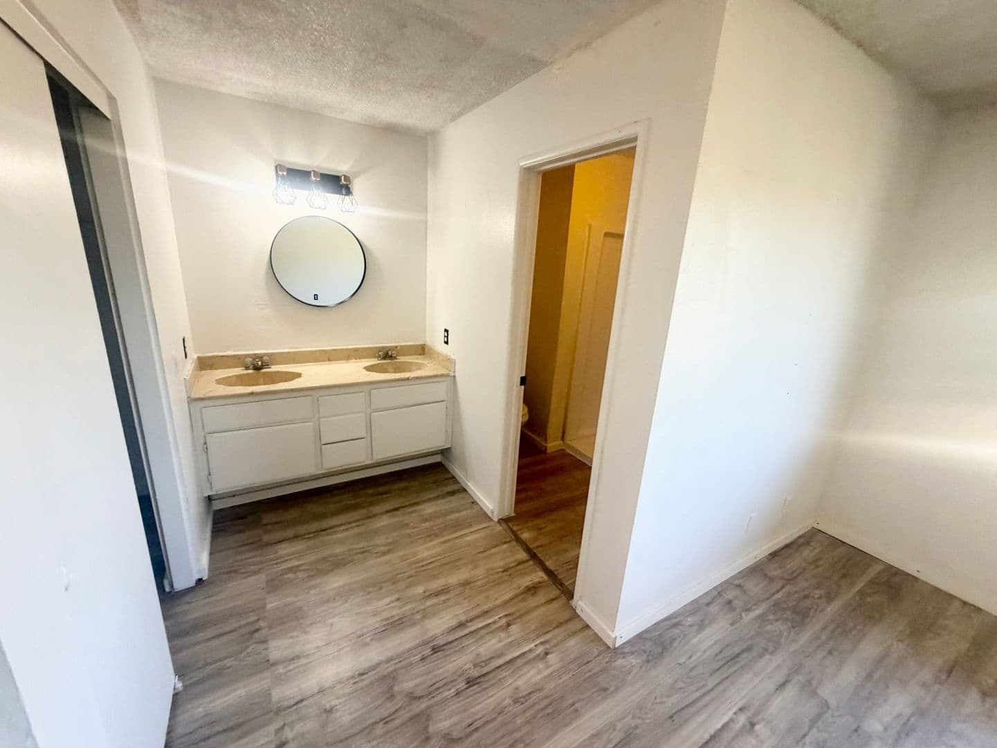 El Monte Apartment: 3621 La Madera Ave