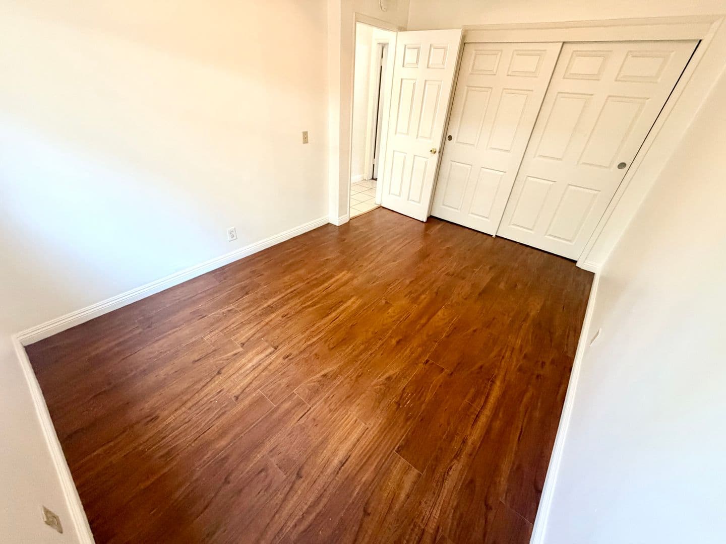 Monrovia Apartment: 860-864 W. Colorado Blvd.