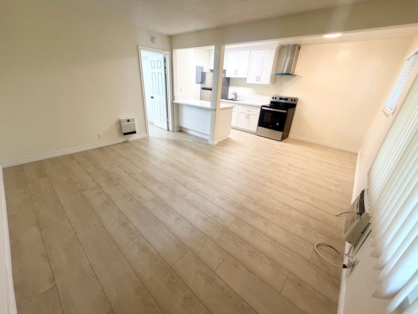 Alhambra Apartment: 109-111 N Marguerita Ave