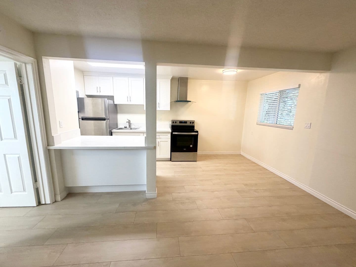 Alhambra Apartment: 109-111 N Marguerita Ave