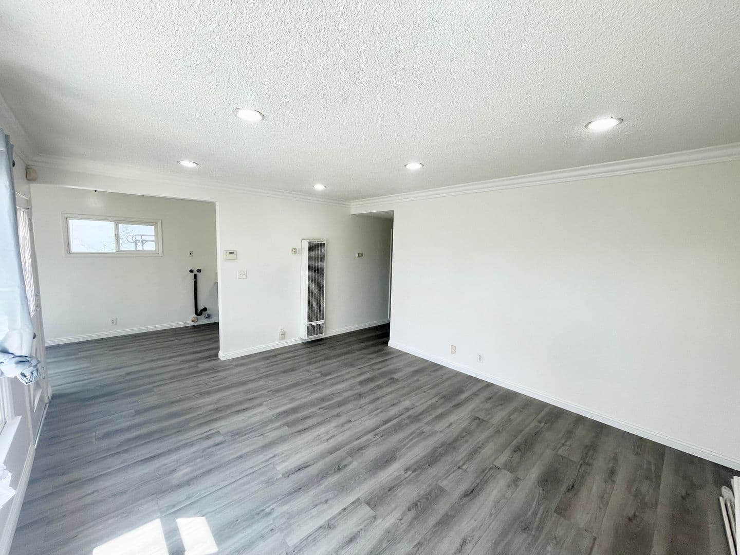 San Gabriel Apartment: 155 W Norwood Pl