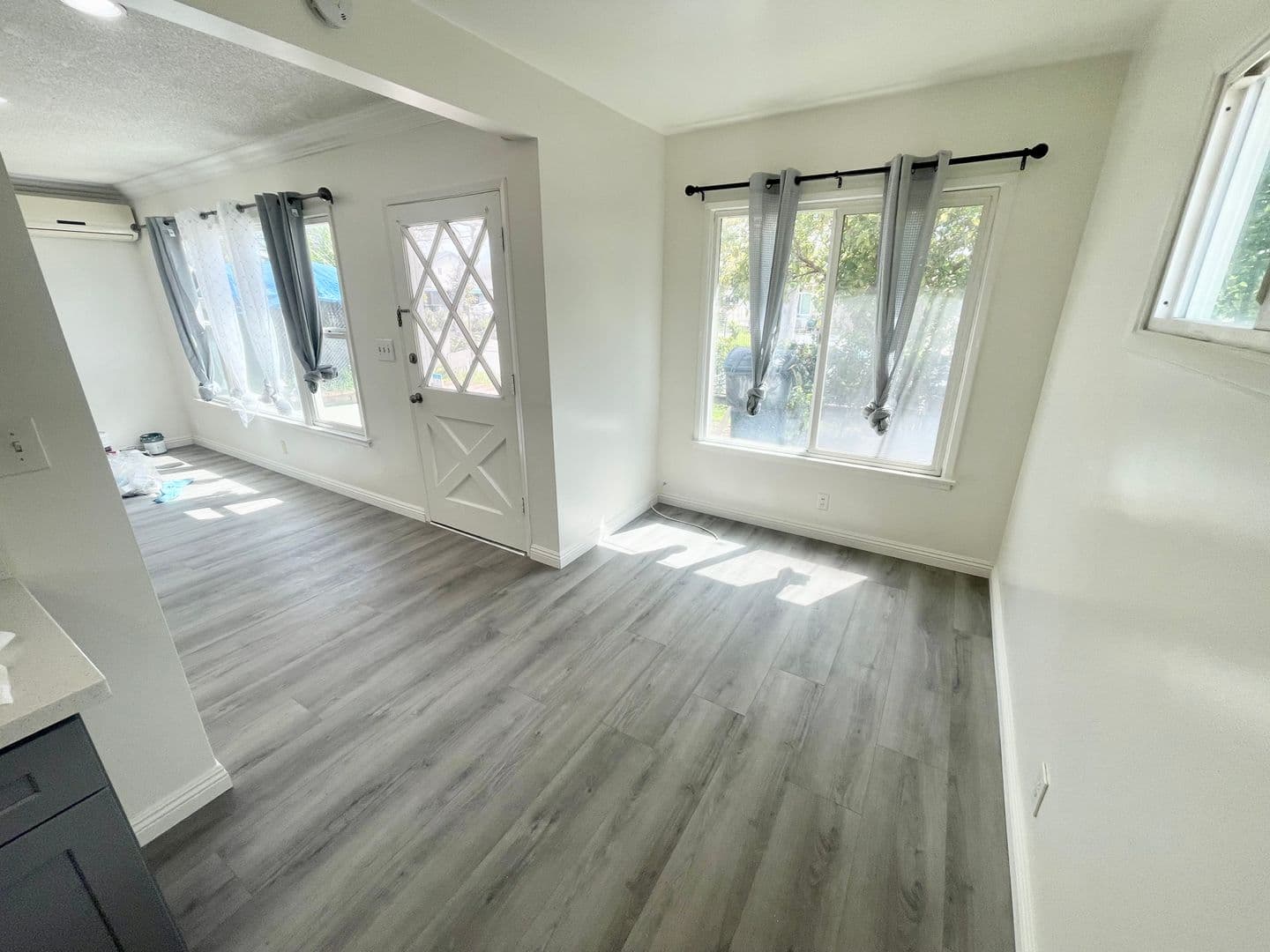 San Gabriel Apartment: 155 W Norwood Pl