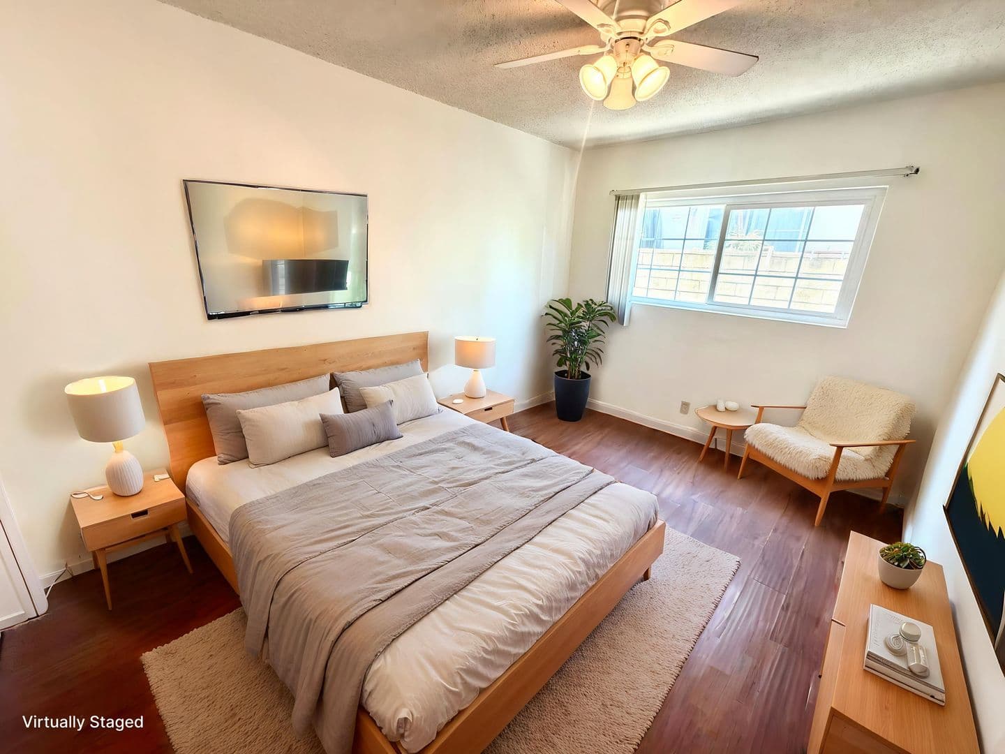 Monrovia Apartment: 860-864 W. Colorado Blvd.