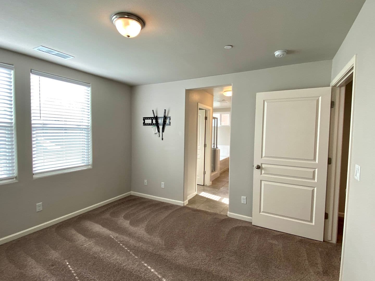 Clovis House: 2547 Legacy Dr.