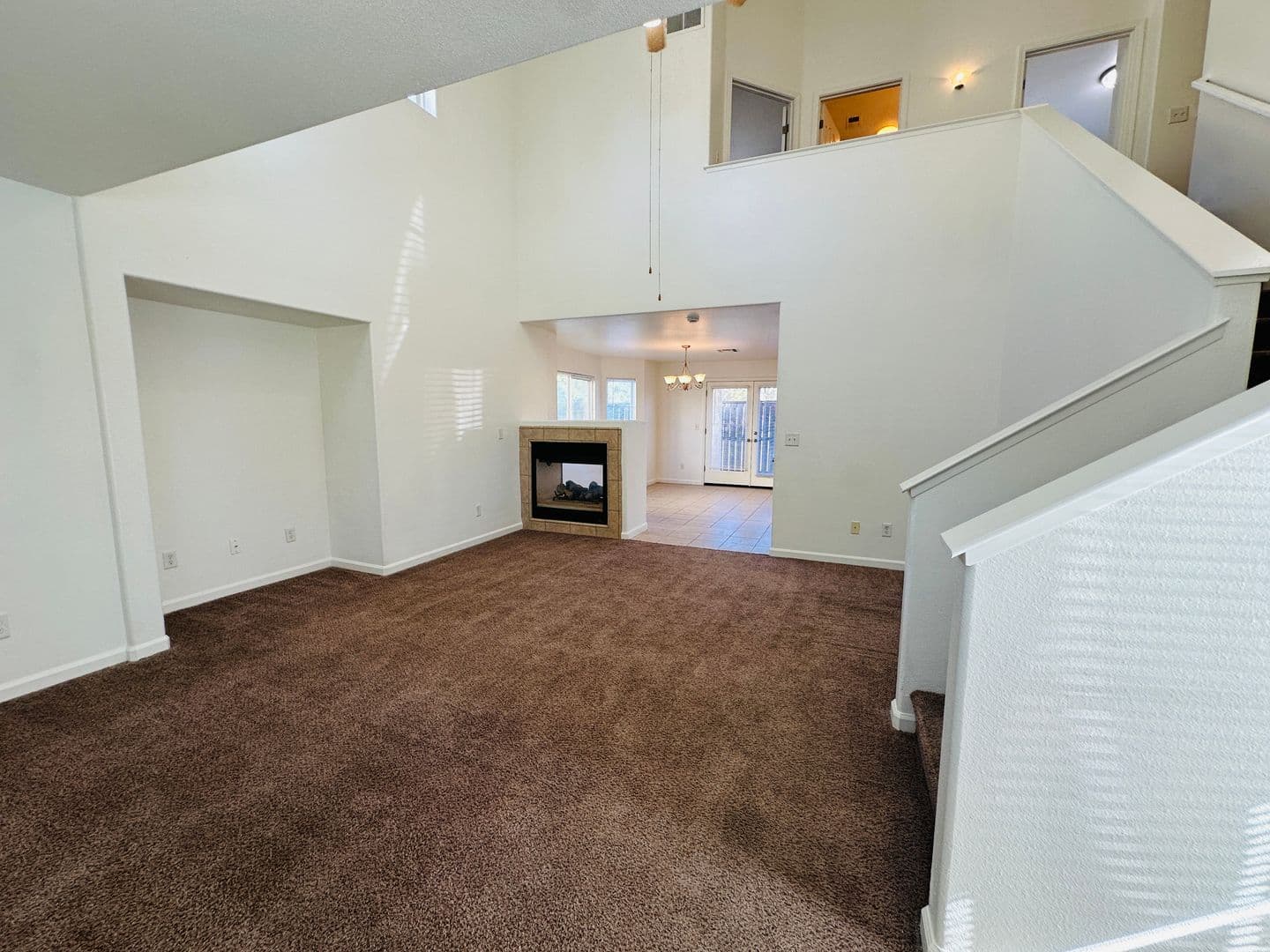 Madera House: 233 River Pt.