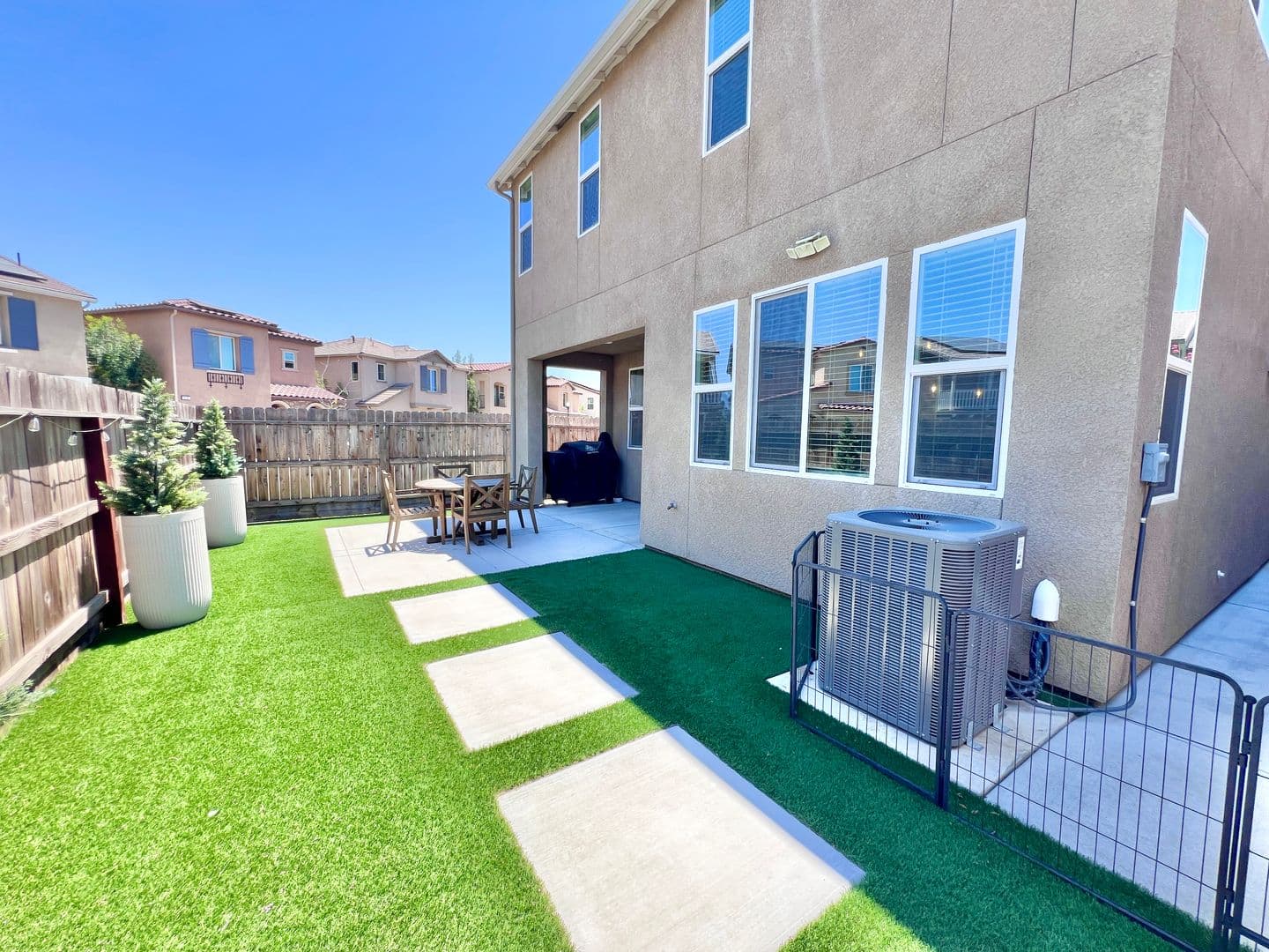 Fresno House: 6286 E. Overlook Way