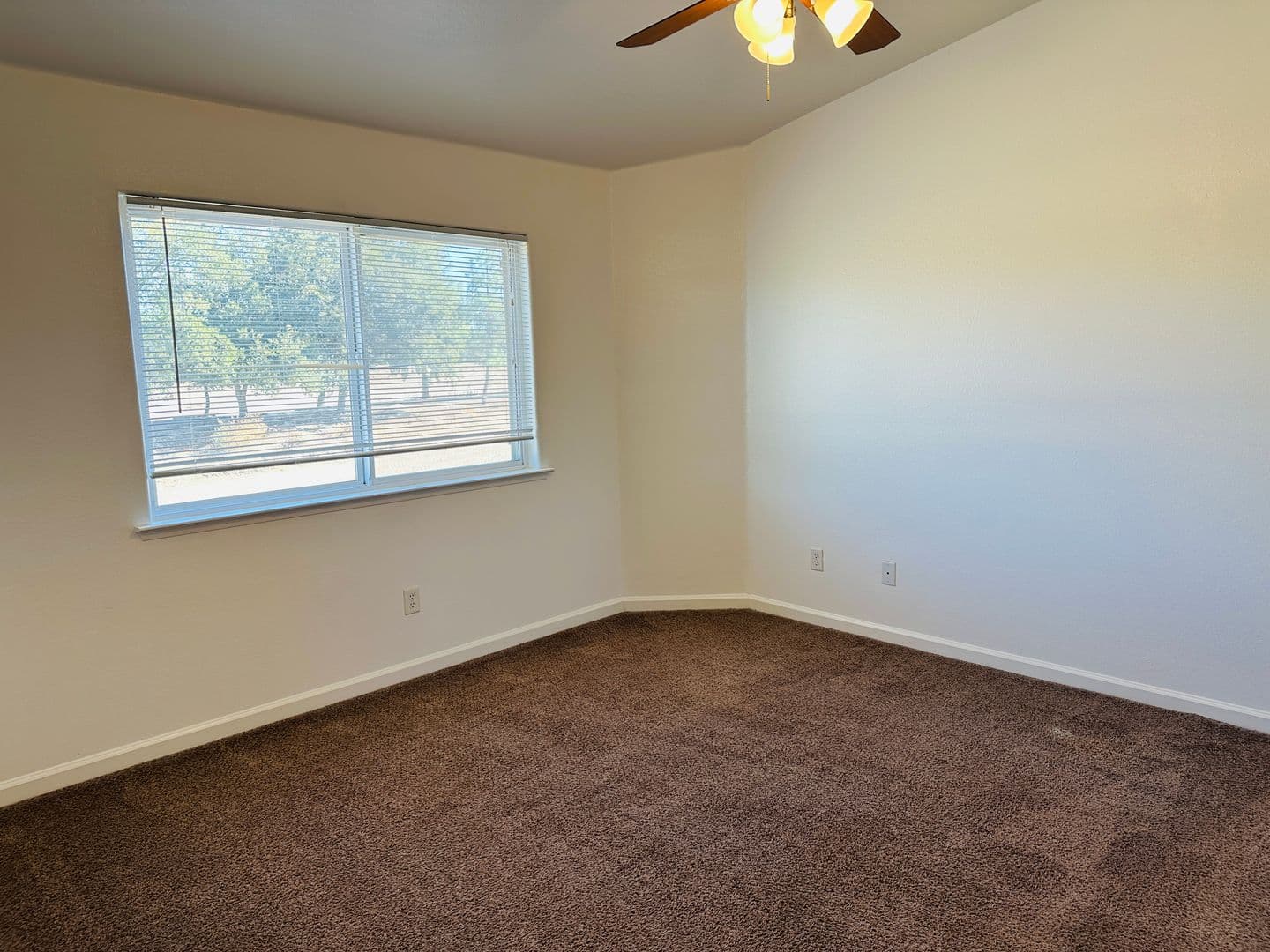 Madera House: 233 River Pt.