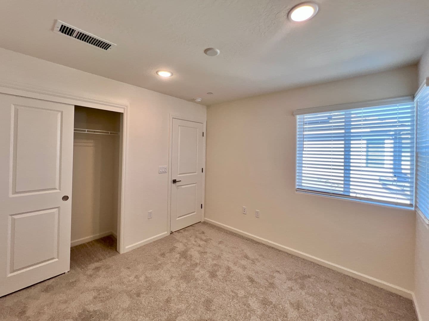 Clovis House: 1526 Woodhill Ln.