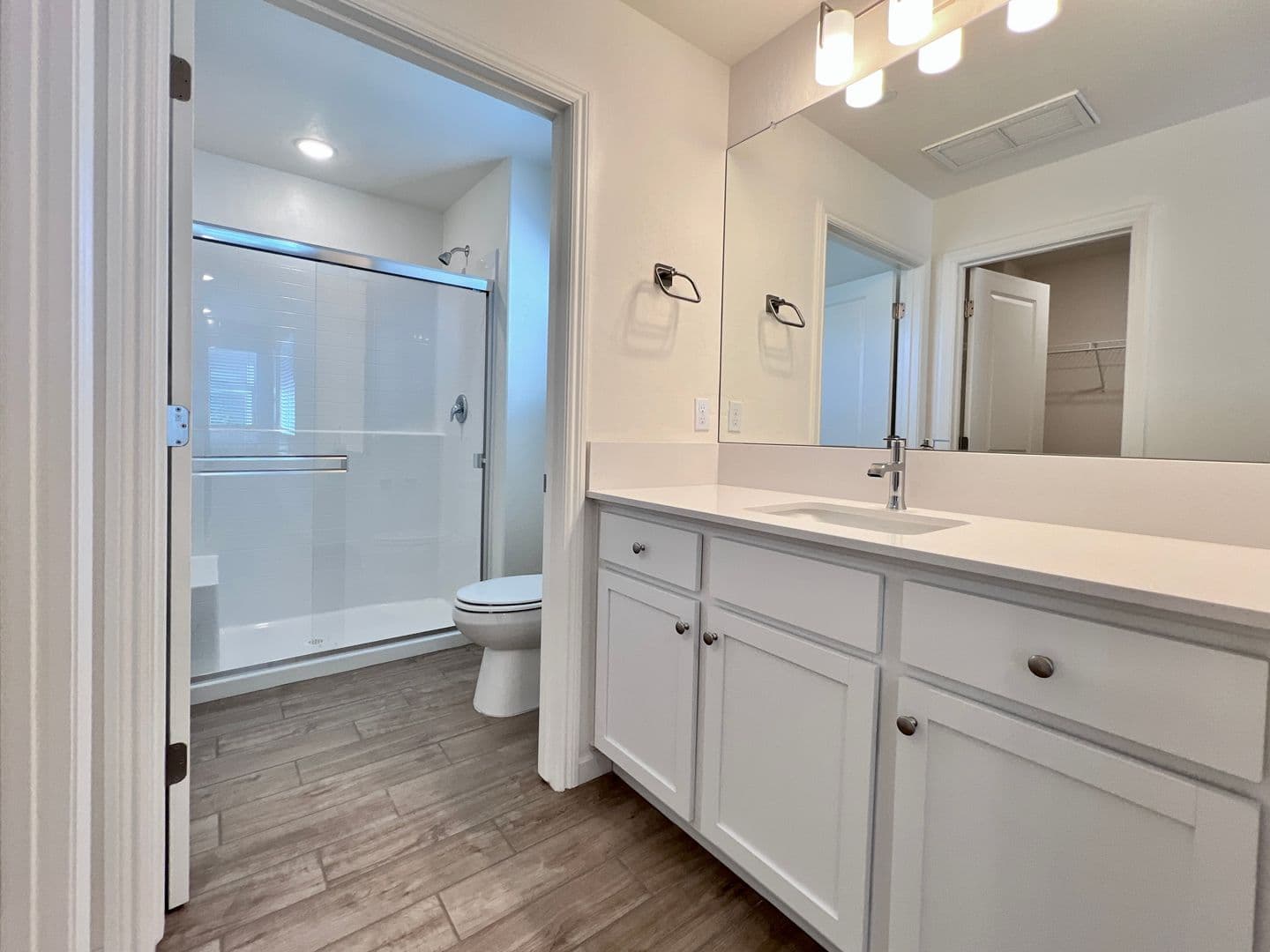Clovis House: 1526 Woodhill Ln.