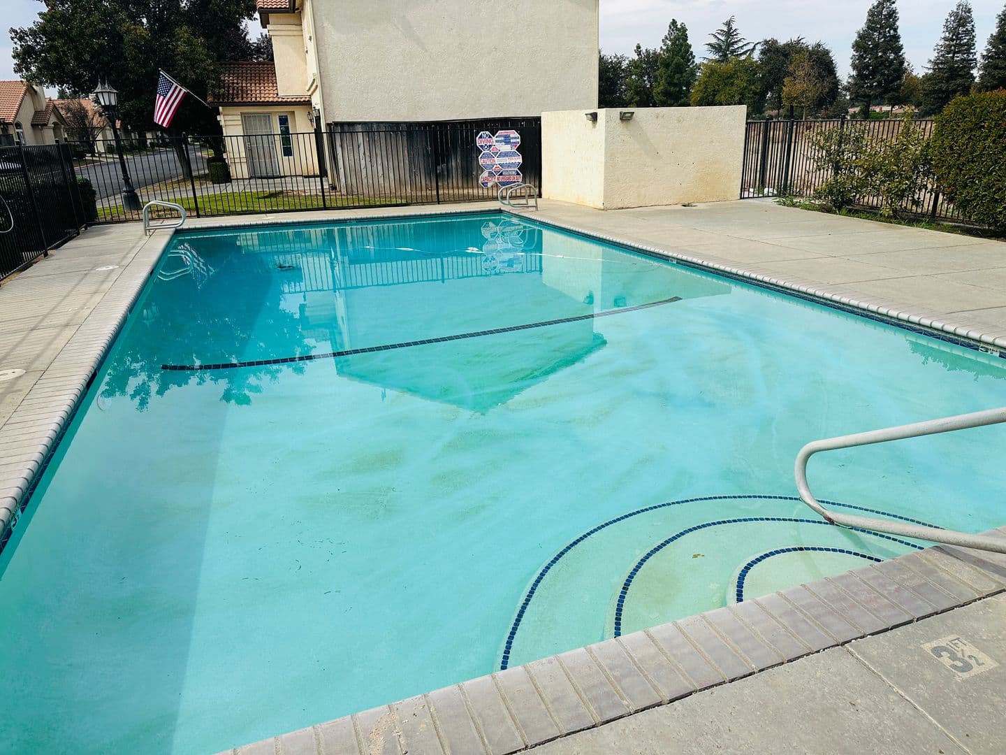 Madera House: 227 River Point