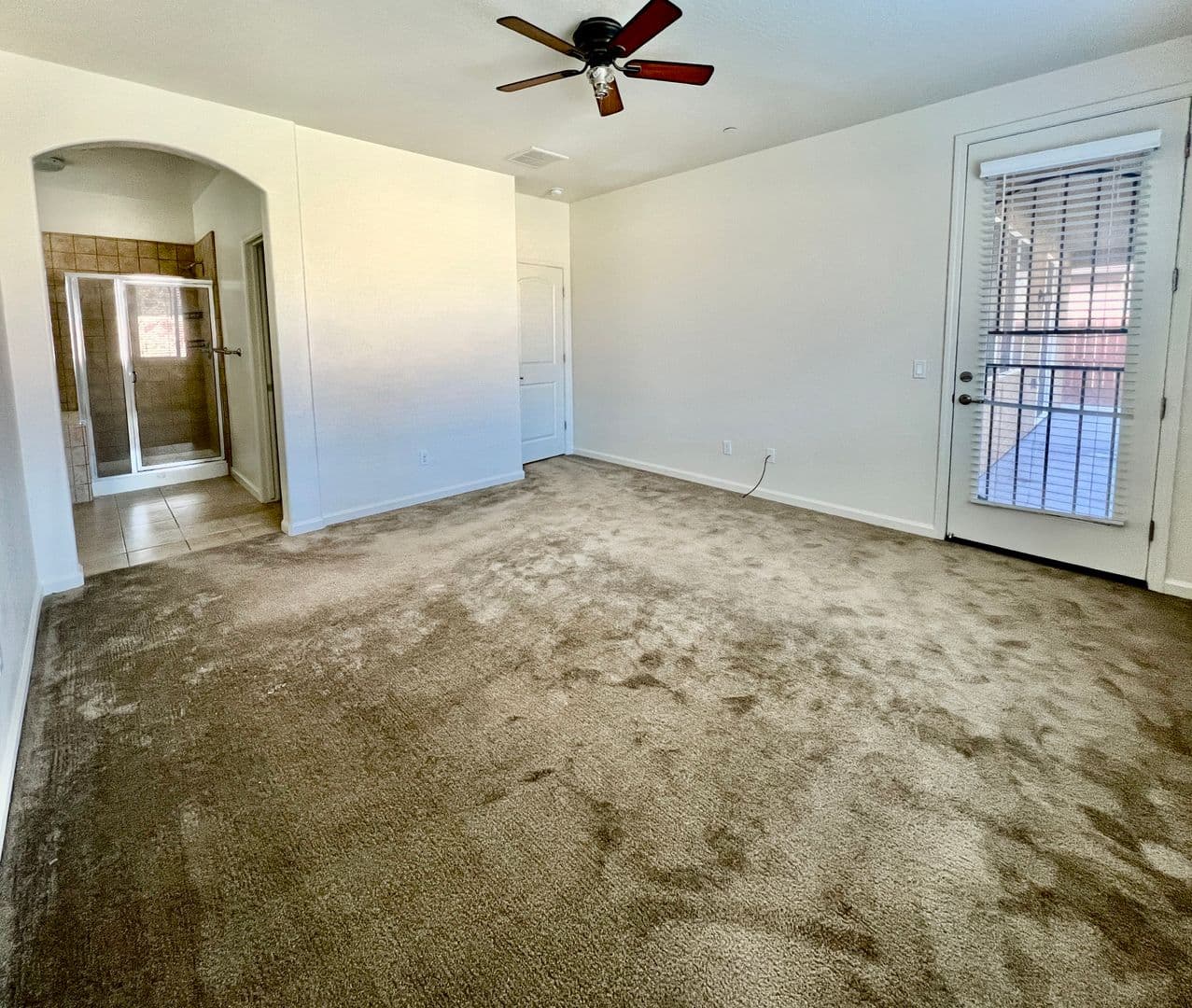 Fresno House: 5585 E Edna Ave