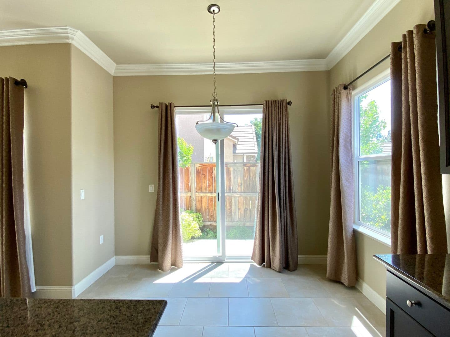 Fresno House: 2141 W. Juliet Way