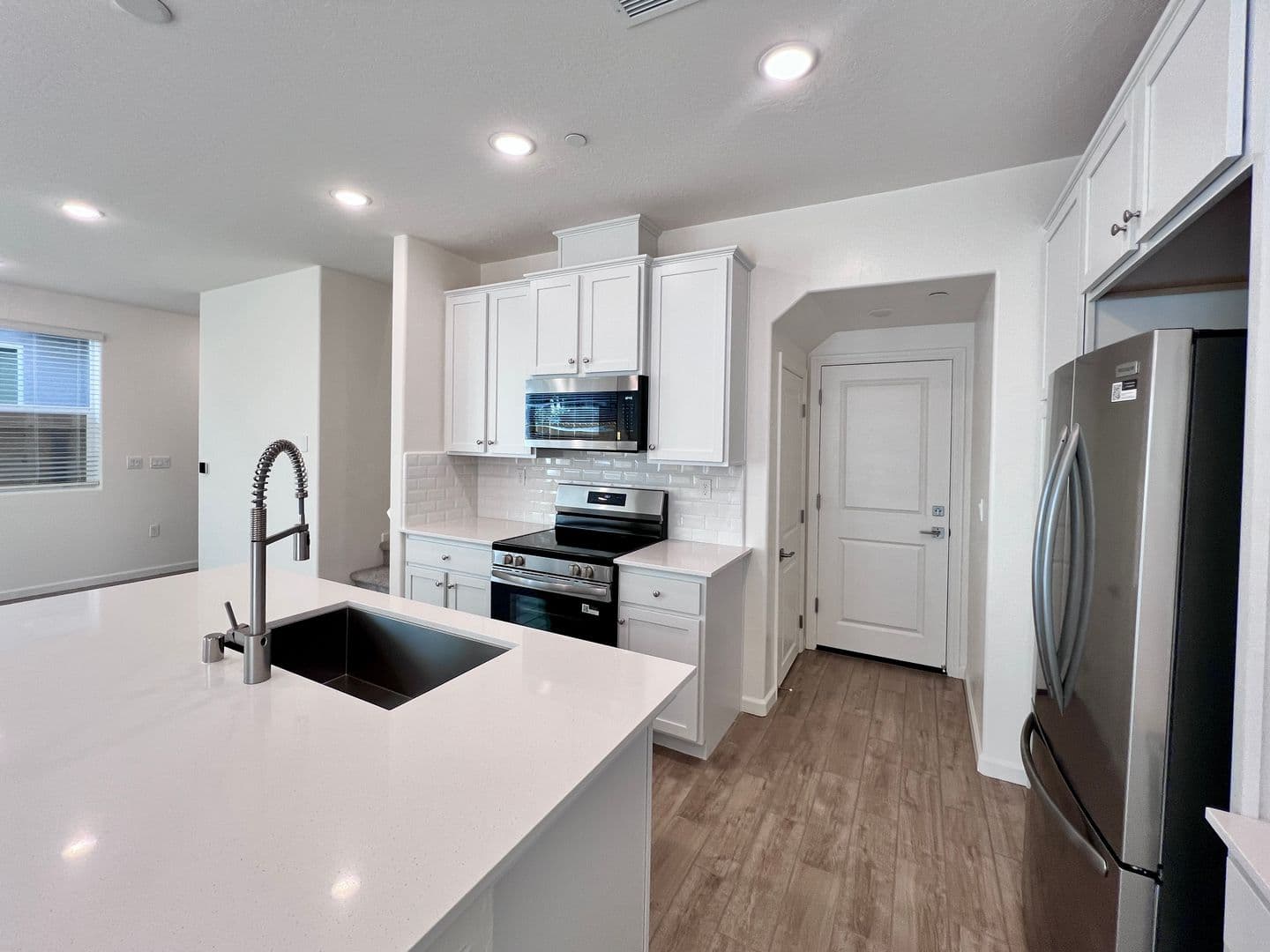 Clovis House: 1526 Woodhill Ln.