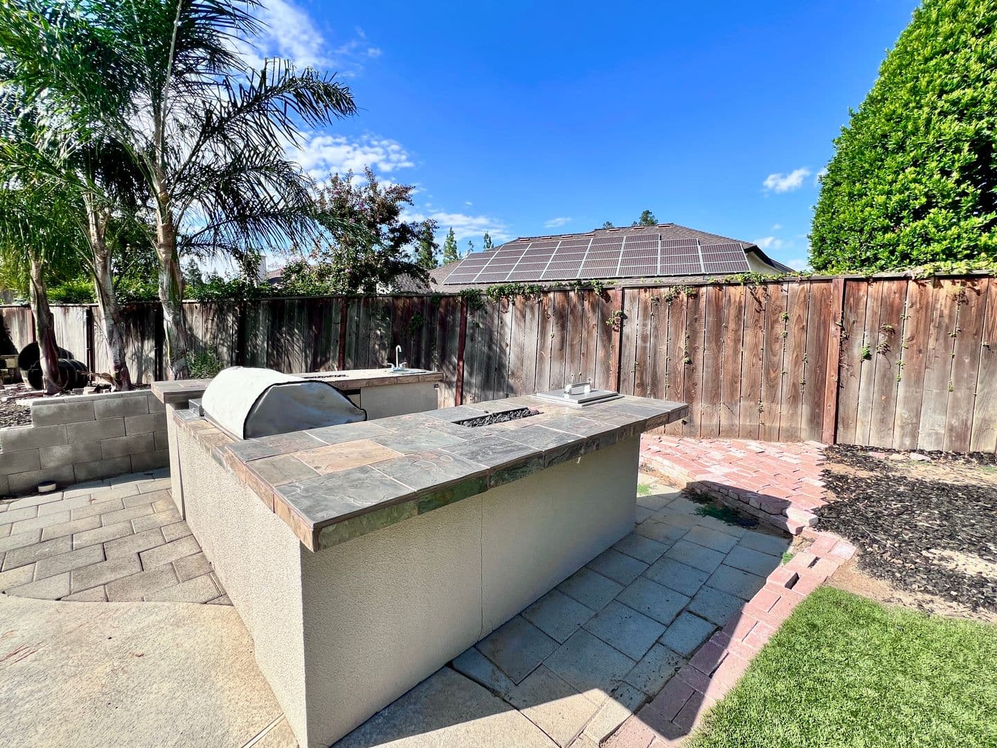 Fresno House: 1090 E. Cole Ave.