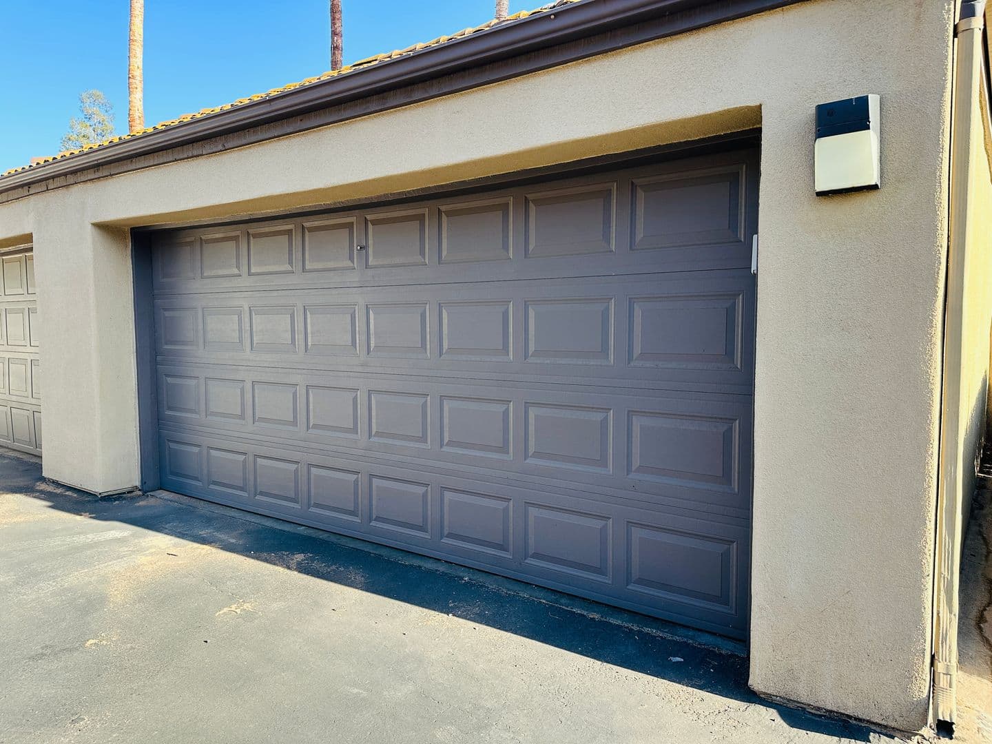 Fresno Condo: 8153 N. Cedar Ave. #114